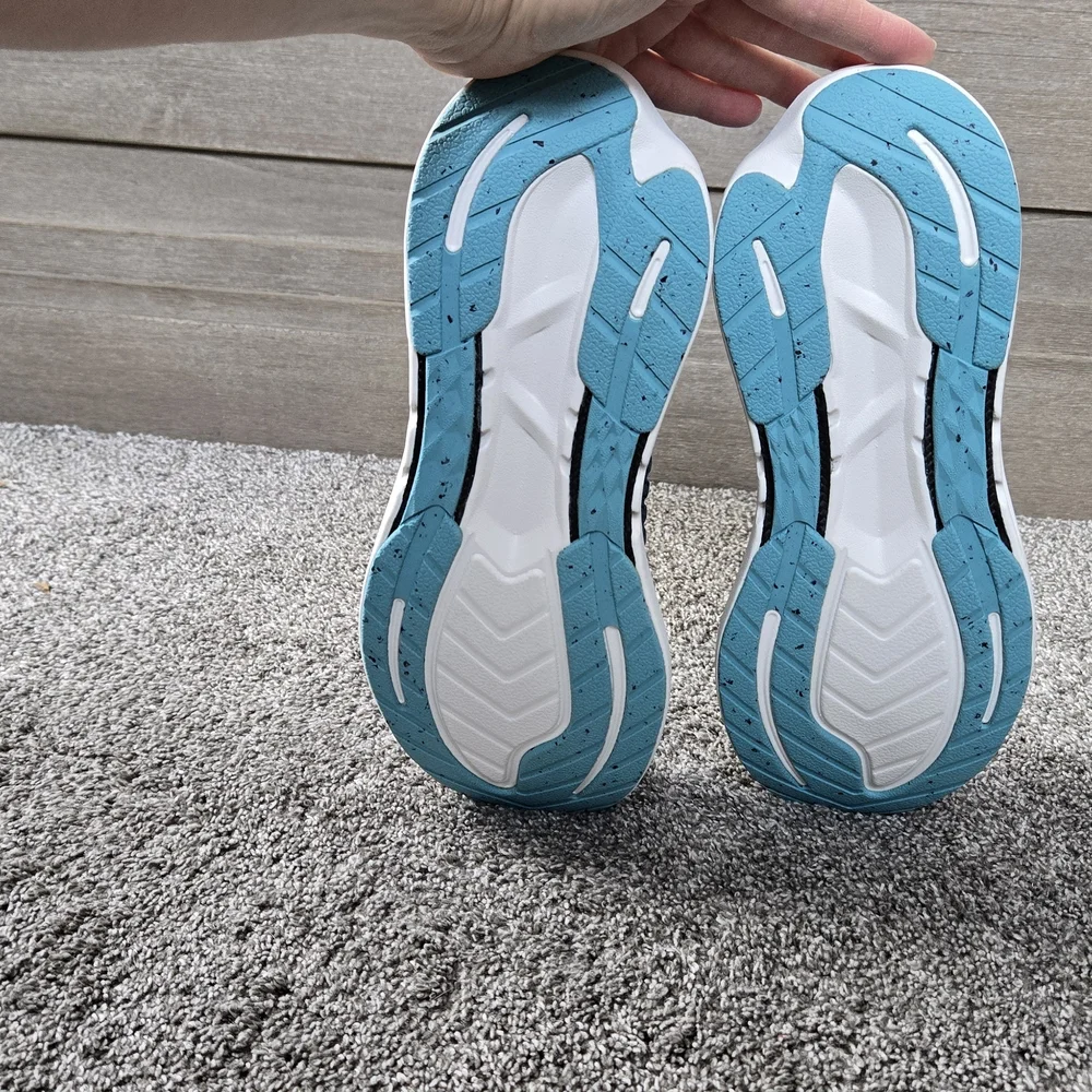 RABBIT Men's Dream Chaser Running Shoes NEW size 10.5